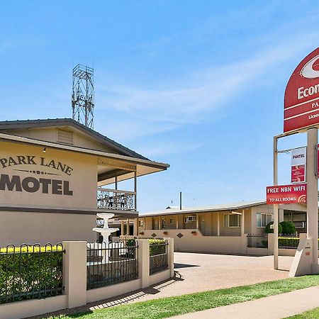 Econo Lodge Park Lane Bundaberg Exteriör bild