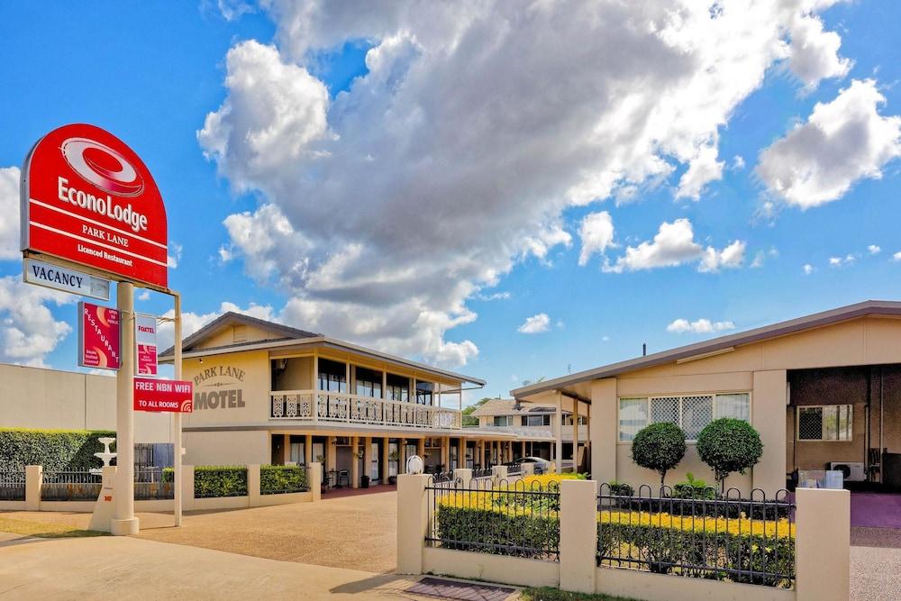 Econo Lodge Park Lane Bundaberg Exteriör bild