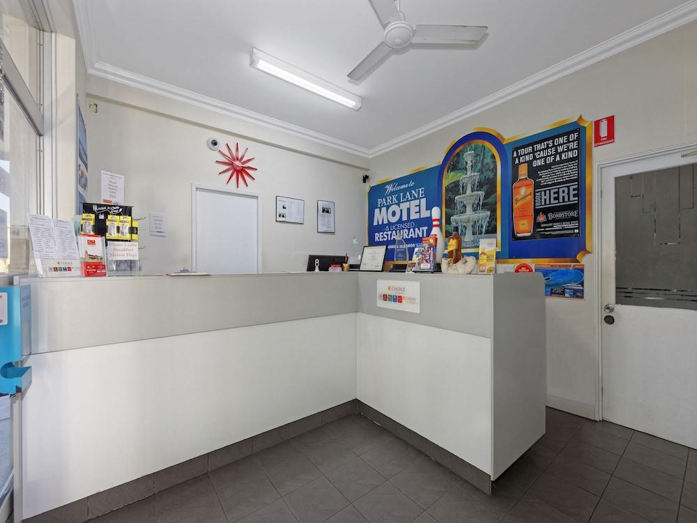 Econo Lodge Park Lane Bundaberg Exteriör bild
