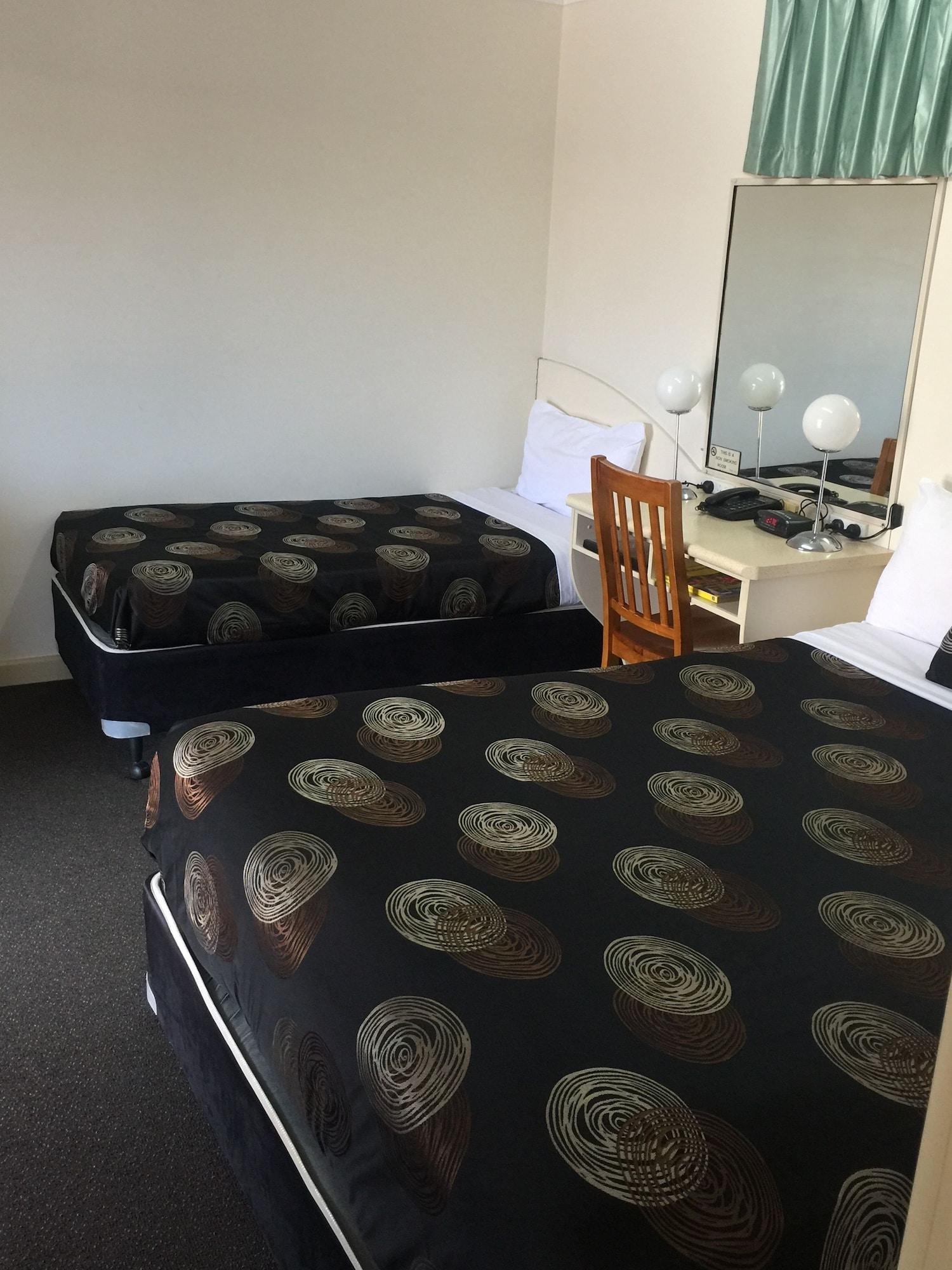 Econo Lodge Park Lane Bundaberg Exteriör bild