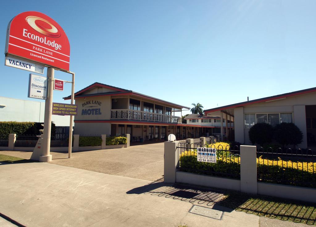 Econo Lodge Park Lane Bundaberg Exteriör bild