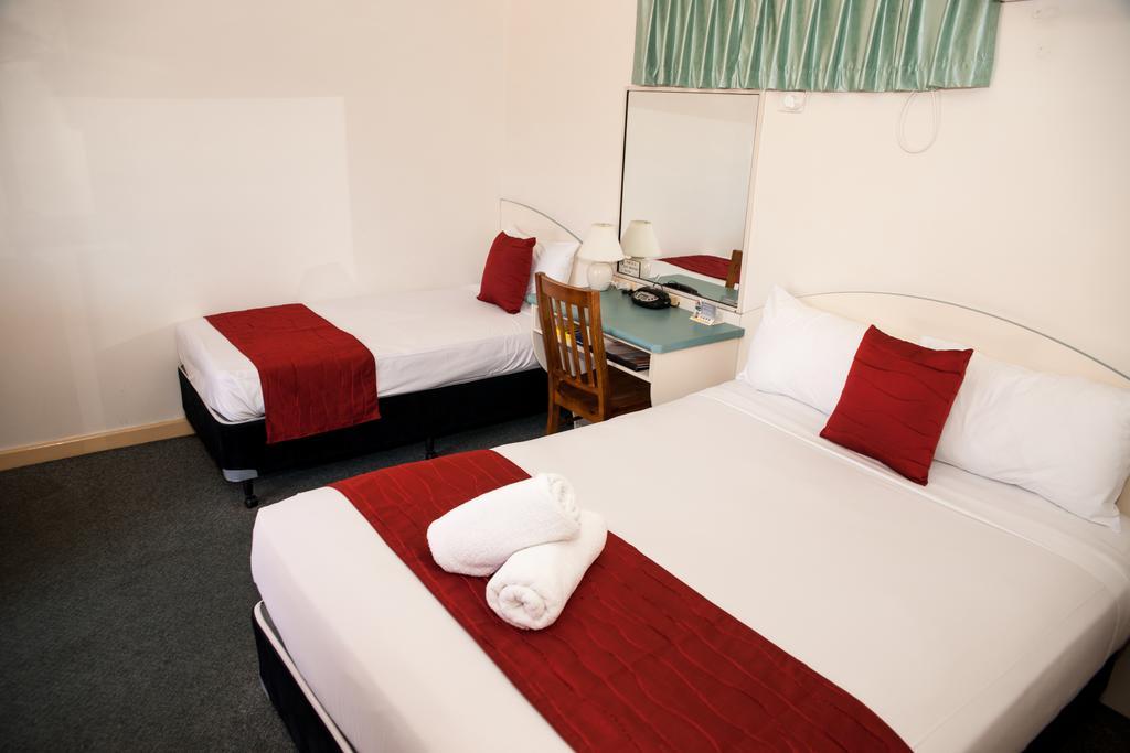 Econo Lodge Park Lane Bundaberg Exteriör bild